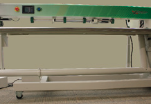 Svářečka tkanin T600 Extreme s odnímatelnou deskou na kolečkách